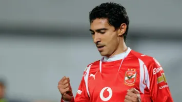 بعد سنوات من الاعتزال.. بركات يعترف: ندمت على هذا القرار