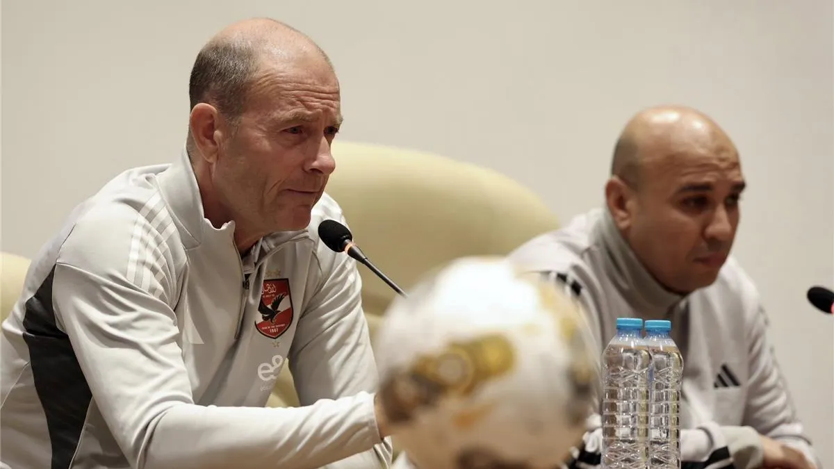 توروب يكشف أسباب استبعاد كامويش.. ويصرح: كنت أتمنى رؤية ثنائي الأهلي أمام المقاولون