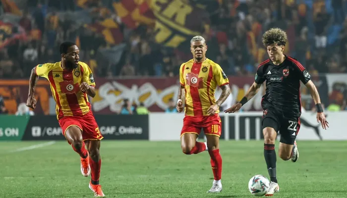 "فيفا" يعلن إيقاف نجم الترجي التونسي لمدة عام قبل مواجهة الأهلي