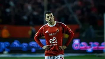 حقيقة معاقبة الأهلي لـ زيزو بعد انفعاله في مباراة المقاولون العرب