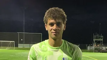 ماذا قدم حمزة عبد الكريم في ظهوره الأول مع  شباب برشلونة ؟