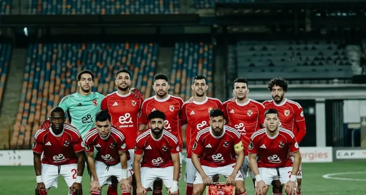 قائمة الأهلي لمواجهة سموحة.. تغيير وحيد من توروب