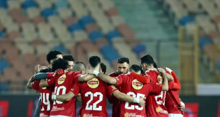 بهدف +90.. طاهر محمد طاهر ينقذ الأهلي من فخ سموحة بالدوري المصري