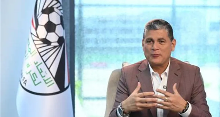 أول تعليق من أوسكار رويز حول أزمة وفد الأهلي داخل اتحاد الكرة