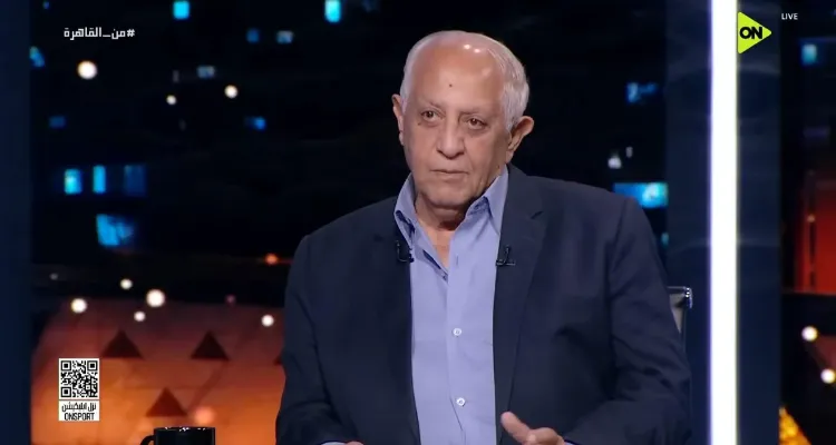 صاحب "الأهلي في 100 عام".. دعوات بالشفاء للناقد حسن المستكاوي