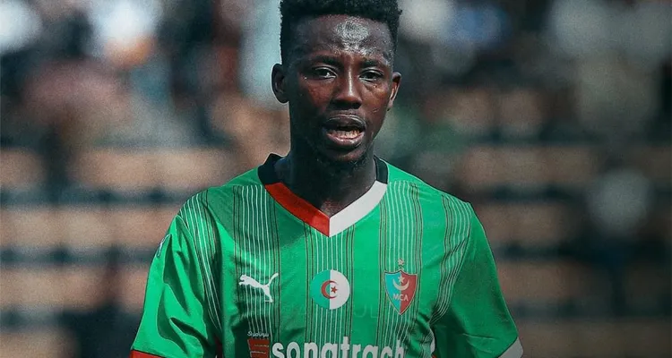 محمد زوجرانا يزيد الغموض حول أنباء مفاوضات الأهلي