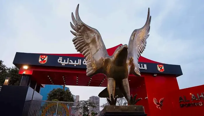 قبل التصعيد الأخير.. 5 أزمات تاريخية رسمت صراع الأهلي واتحاد الكرة