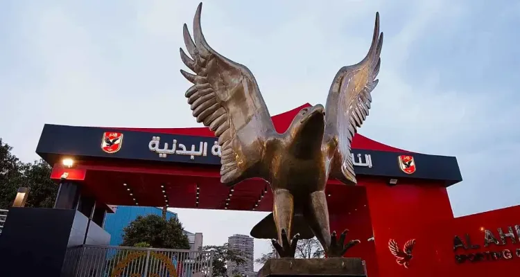 قبل التصعيد الأخير.. 5 أزمات تاريخية رسمت صراع الأهلي واتحاد الكرة