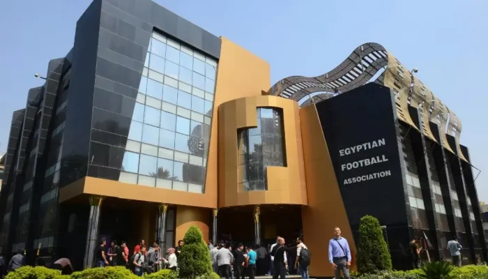 وبدأ اللعب.. اتحاد الكرة يؤجل اجتماع الغد وملف الأهلي على الطاولة