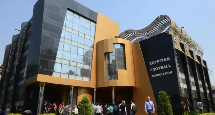وبدأ اللعب.. اتحاد الكرة يؤجل اجتماع الغد وملف الأهلي على الطاولة