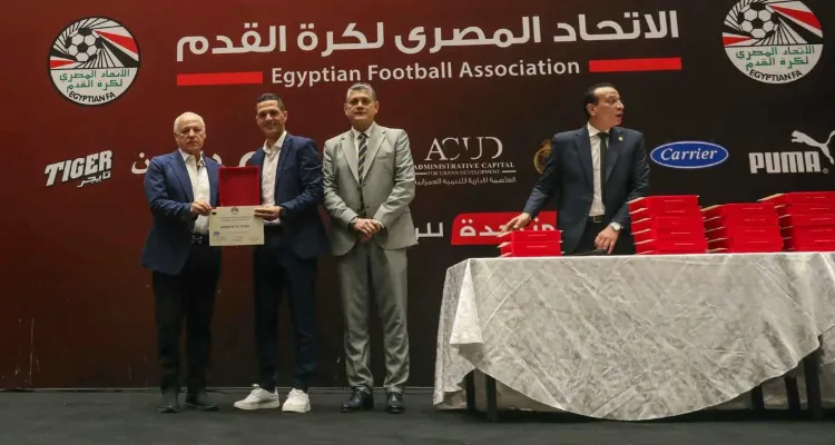 قرار مثير من اتحاد الكرة يستفز الأهلي في أزمة محمود وفا