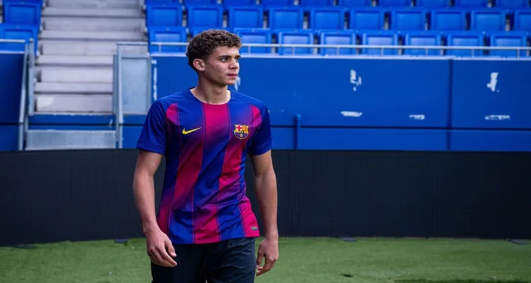 اختبار نهائي.. برشلونة يقيّم حمزة عبد الكريم قبل حسم صفقة الشراء من الأهلي