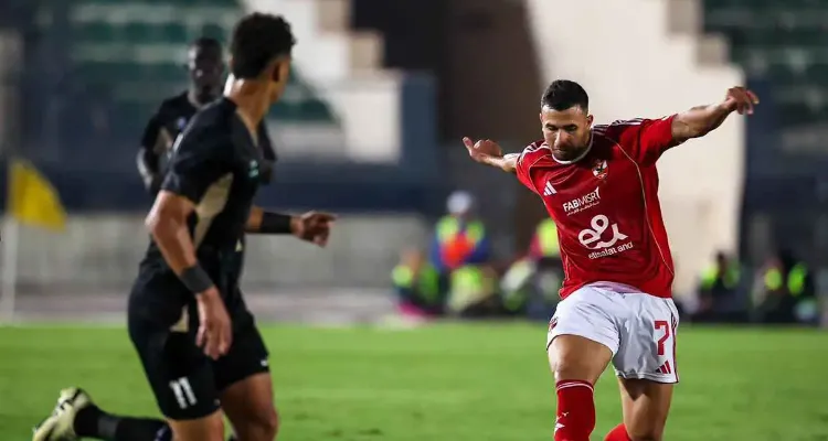 بتروجيت يكشف عن اهتمام الأهلي بضم لاعبه