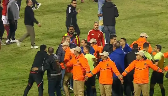 لجنة الانضباط تحدد موعد التحقيق مع محمود وفا في شكوى الأهلي