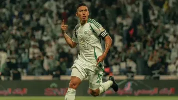 حقيقة مفاوضات الأهلي لضم البرازيلي فيرمينيو