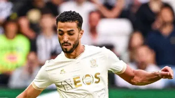 بعد غيابه مجددًا مع نيس.. سجل إصابات محمد عبد المنعم يربك حسابات الأهلي