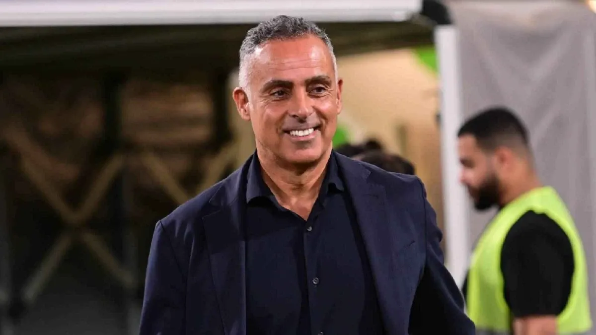 عاجل.. وكيل جوميز يكشف مفاجأة حول مفاوضات الأهلي