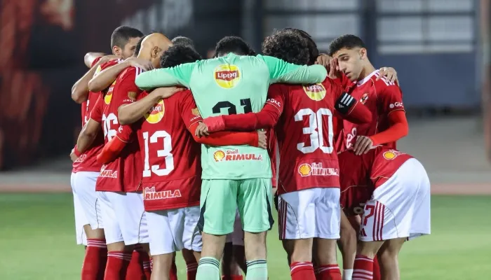 غموض حول موقف لاعب الأهلي من مباراة بيراميدز