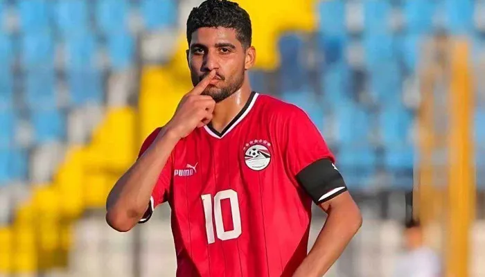 إبراهيم عادل يجمد مفاوضاته مع الأهلي.. ما السبب؟