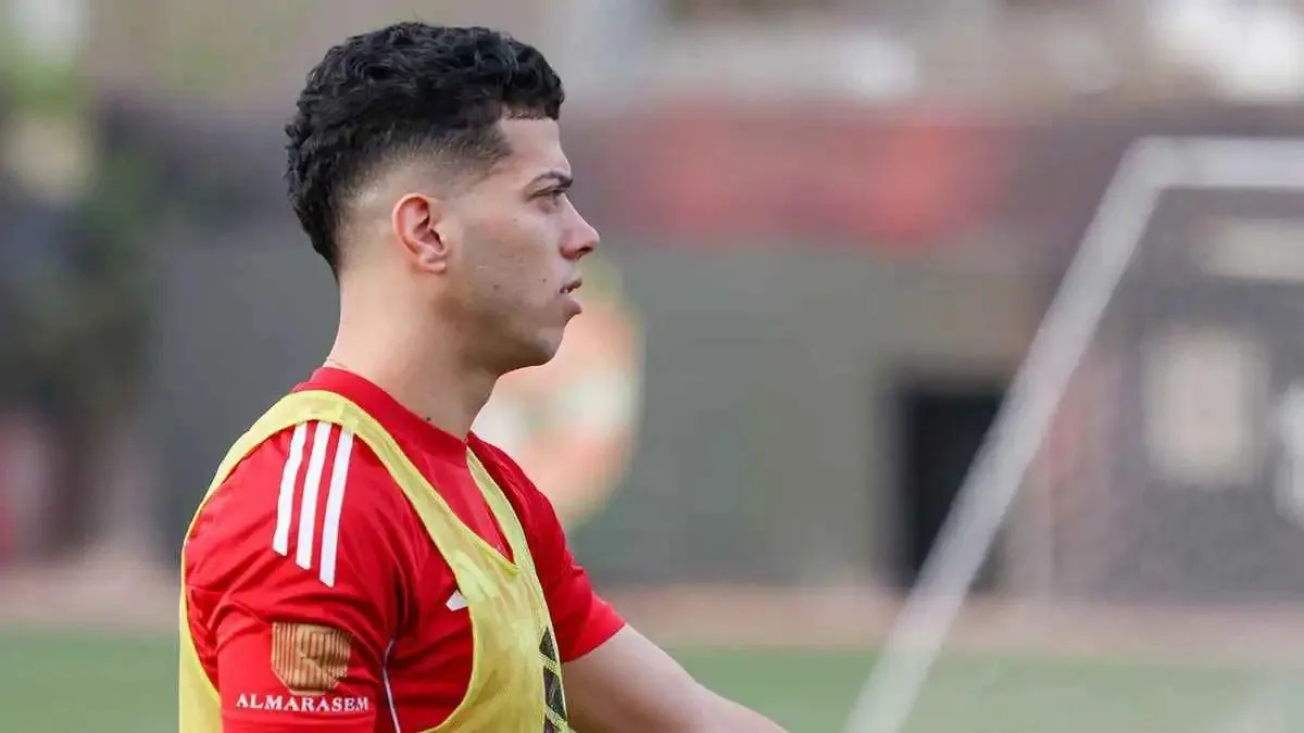 حقيقة معاقبة إمام عاشور في الأهلي بسبب "حفل أزياء" قبل مواجهة بيراميدز