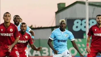 بصمة محدودة.. هل ينجح ديفيد أكينتولا في تعويض ديانج بـ الأهلي؟