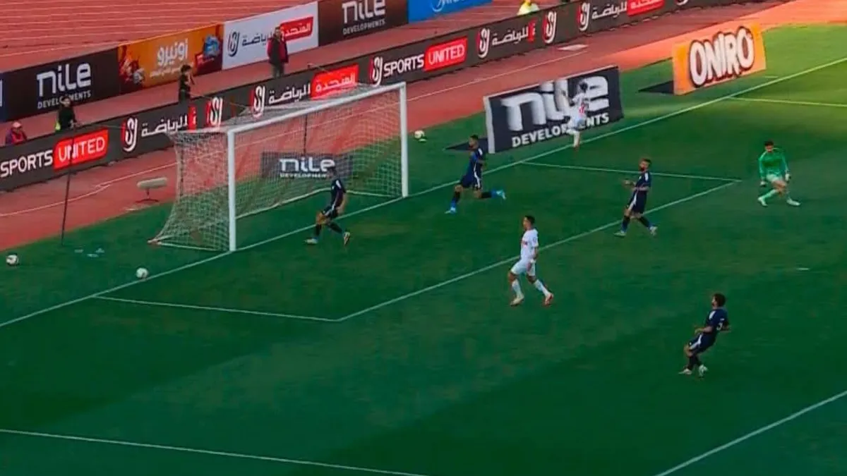 الزمالك يتعادل مع إنبي ويقدم هدية ثمينة لـ الأهلي في الدوري المصري