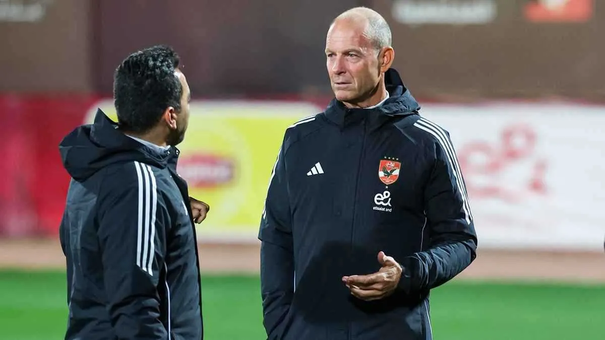 تحذير قانوني للأهلي بشأن إقالة توروب.. ماذا يحدث بعد بداية الموسم القادم؟