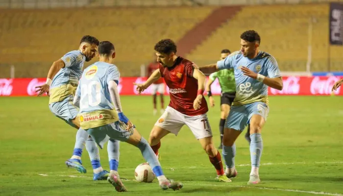 استعان بـ فيديو واهي.. اتحاد الكرة يفسر فضيحة مباراة الأهلي وسيراميكا كليوباترا