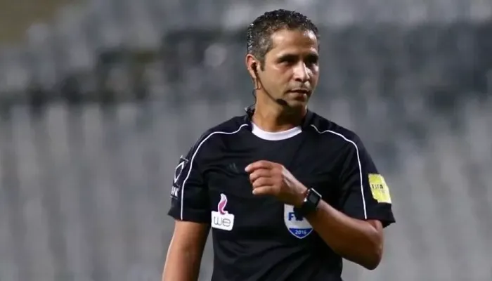 قرار مفاجئ من لجنة الحكام بشأن حكم الفار في مباراة الأهلي وسيراميكا كليوباترا