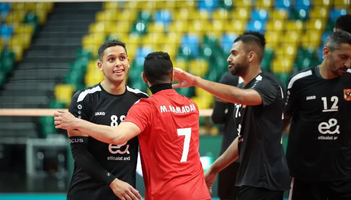 الأهلي يهزم الفتح الرياضي المغربي ويتأهل إلى نصف نهائي بطولة إفريقيا للكرة الطائرة