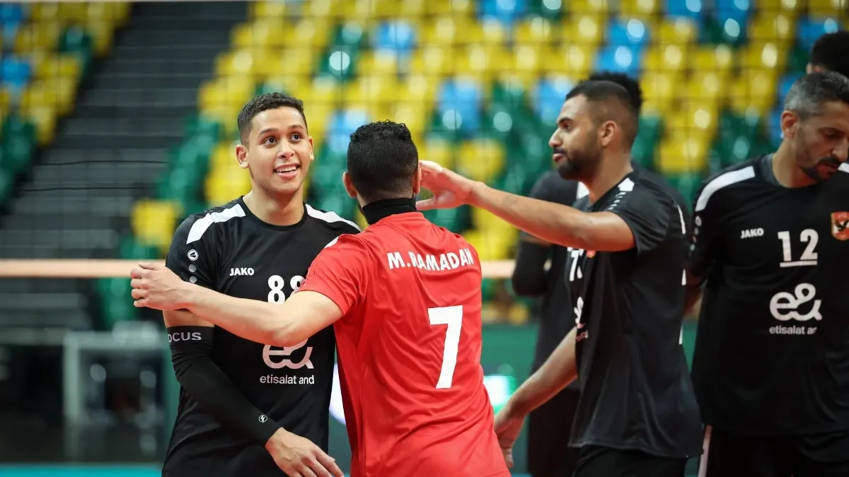 الأهلي يهزم الفتح الرياضي المغربي ويتأهل إلى نصف نهائي بطولة إفريقيا للكرة الطائرة