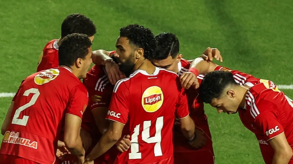 فيديو | البصمة المغربية الثانية .. بن شرقي يسجل هدف الأهلي الثالث أمام الزمالك