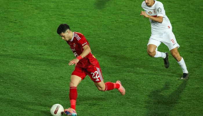 فيديو.. إمام عاشور يرمي قميص الزمالك بعد ثلاثية الأهلي