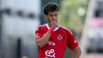 هل يرحل إمام عاشور؟.. الأهلي يرد على تصريحات آدم وطني