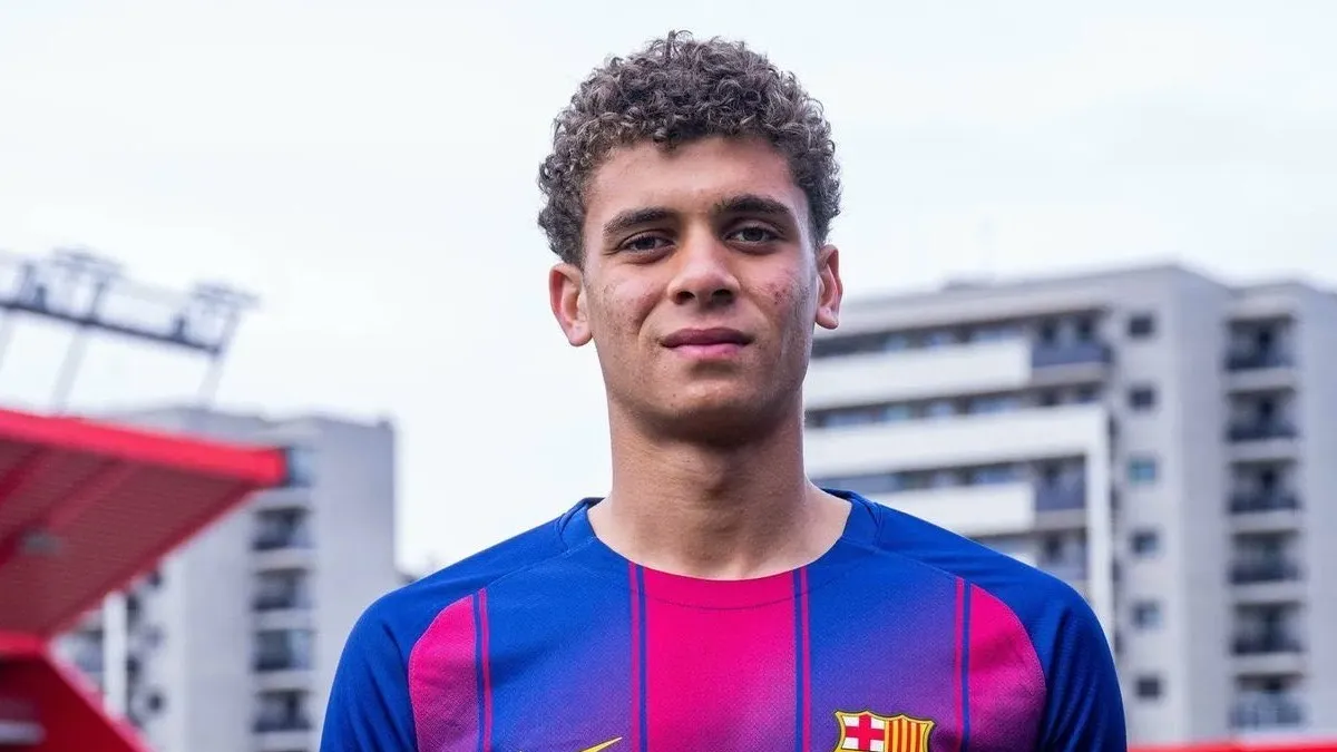 أول تعليق من حمزة عبد الكريم بعد قيادة شباب برشلونة للتأهل في كأس الأبطال