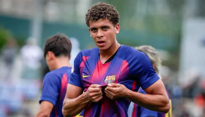 برشلونة يحدد موعد تفعيل بند شراء عقد حمزة عبد الكريم
