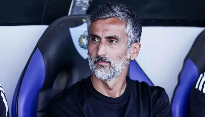 بمبلغ خرافي.. تهديد جديد من ريبيرو للأهلي بشأن مستحقاته