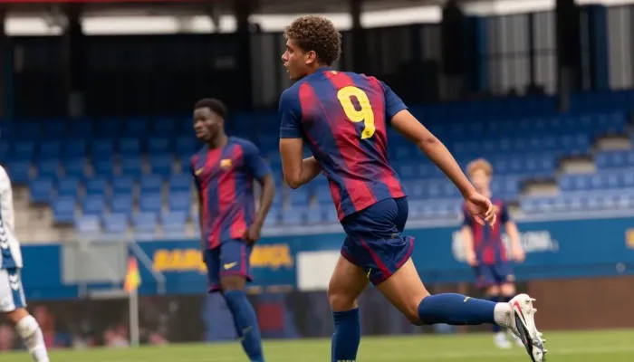 تشكيل برشلونة ضد ريال مدريد اليوم في كأس الأبطال.. موقف حمزة عبد الكريم