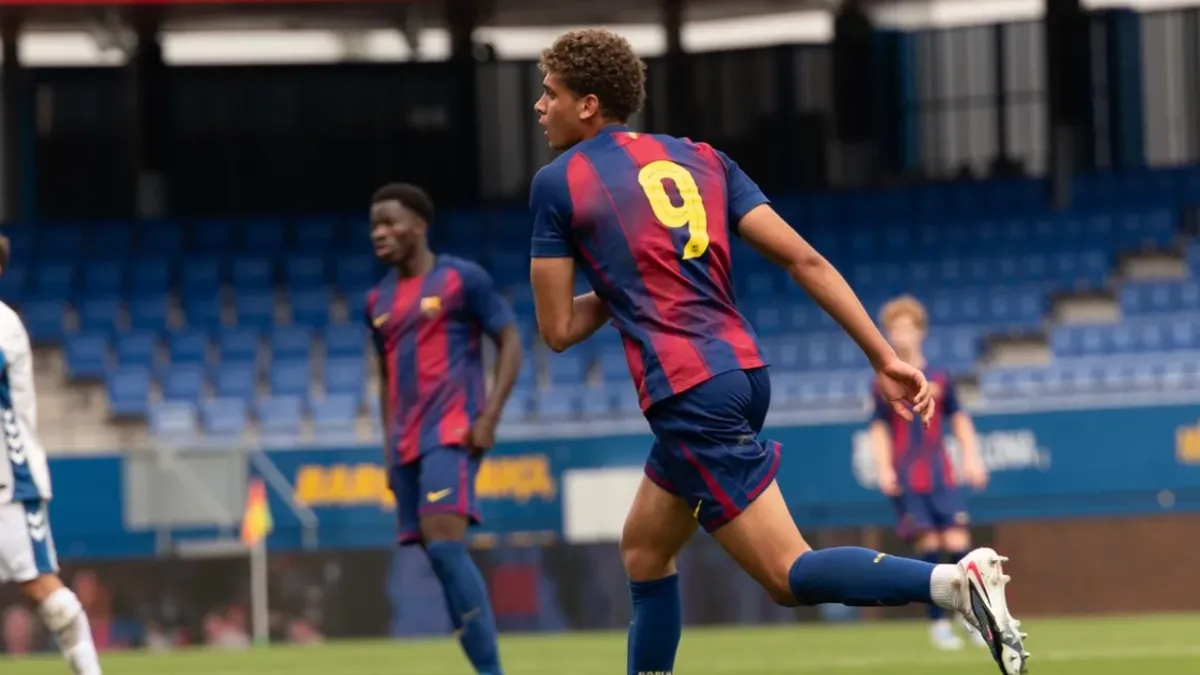تشكيل برشلونة ضد ريال مدريد اليوم في كأس الأبطال.. موقف حمزة عبد الكريم