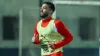 بعد غياب أكثر من عام.. محمد عبد المنعم يعود لقيادة دفاع منتخب مصر أمام روسيا