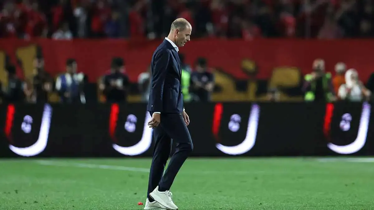 محلي أم أجنبي؟.. الأهلي يستقر على خليفة ييس توروب