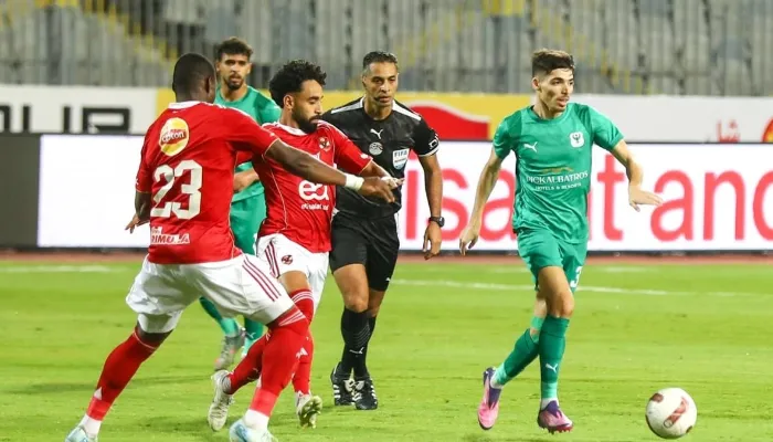 محلي أم أجنبي.. الأهلي يحسم الجدل بشأن حكام مباراة المصري البورسعيدي
