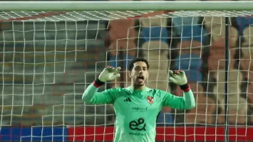 مدة غياب شوبير بعد إصابته قبل لقاء المصري الحاسم