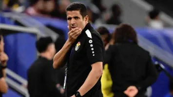 الأهلي ينهي أزمة الإجازات المتكررة مع عموتة