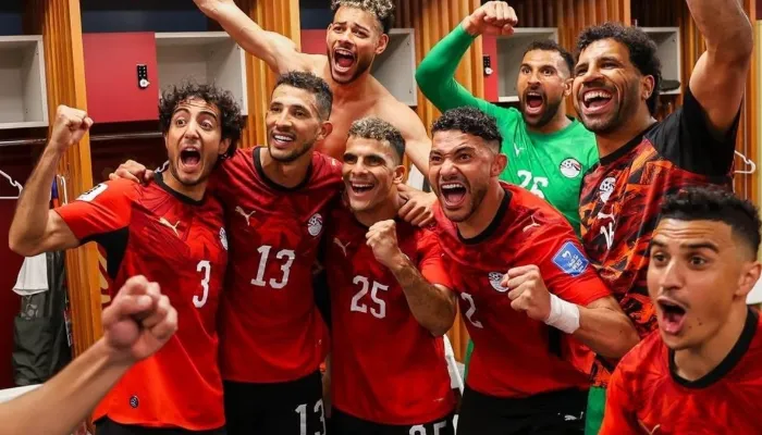 فيديو | بحضور نجوم الأهلي.. شاهد احتفالات لاعبي مصر بأول انتصار في كأس العالم