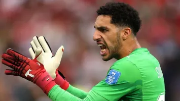مصطفى شوبير الأفضل.. تقييم لاعبي الأهلي في مباراة مصر ونيوزيلندا