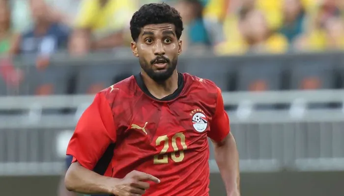 إبراهيم عادل على رادار الأهلي مجددًا بعد تطورات ملف تريزيجيه