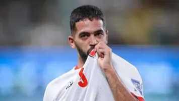 آخر تطورات مفاوضات الأهلي لضم علي علوان مهاجم منتخب الأردن