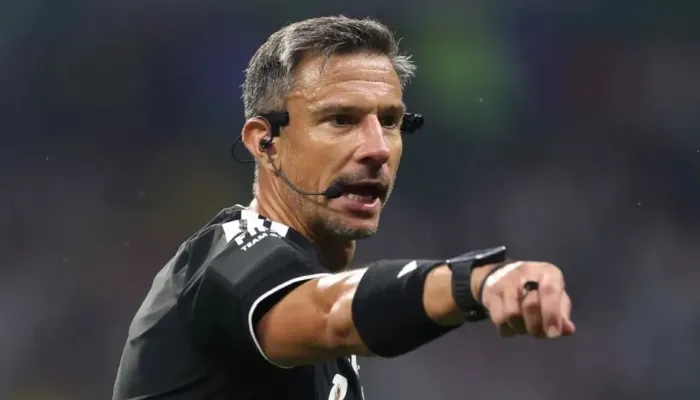 "وشه حلو على الأهلي"..  من هو حكم نهائي كأس العالم بين الأرجنتين وإسبانيا