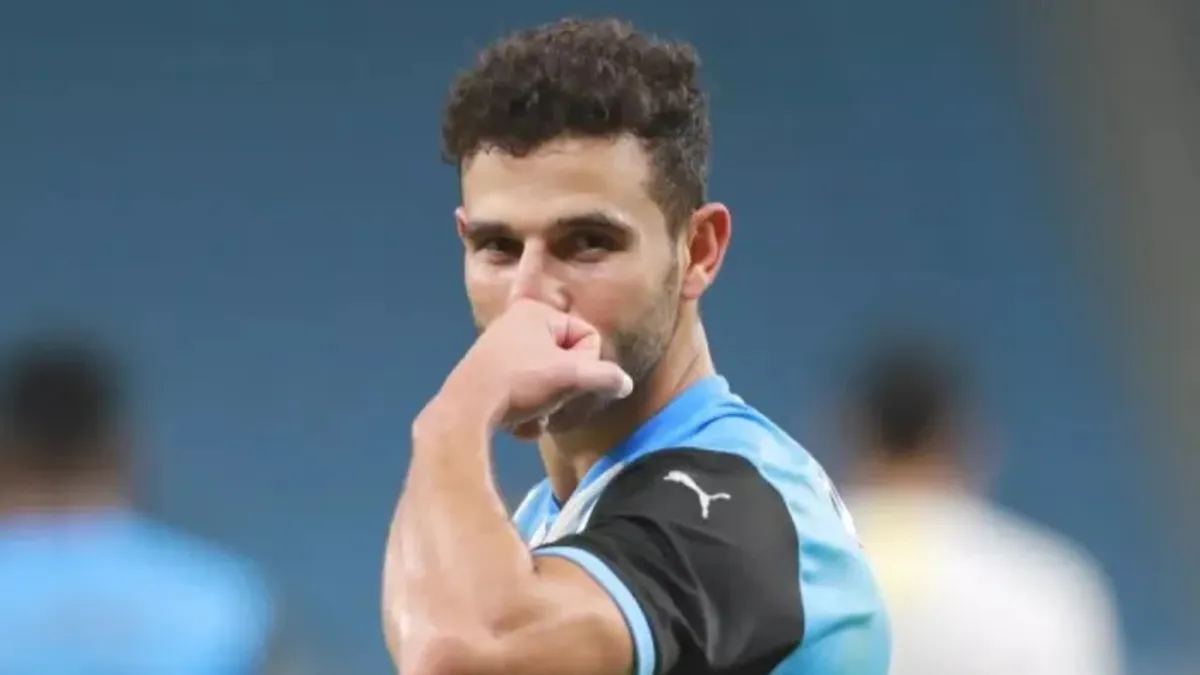 حمدي فتحي يوجه صدمة لـ بيراميدز